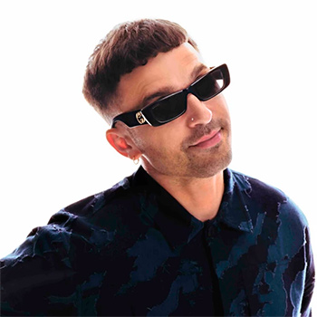 Biographie Michael Bibi