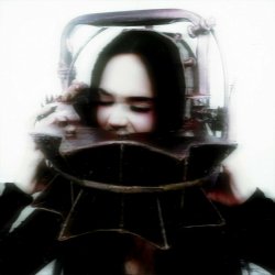 Pochette Maggie Lindemann - Who Are You When You’re Alone