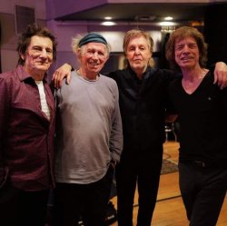 Pochette Rolling Stones feat. Paul McCartney - Bite My Head Off