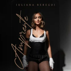 Pochette Iuliana Beregoi - Oops