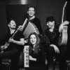 Pochette Шнипельсон и Потамушт - Я Не Сломаюсь Шнипельсон и Потамушт - Я Не Сломаюсь