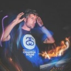 Pochette DJ Filo Feat. Lee B. - Feel Your Soul